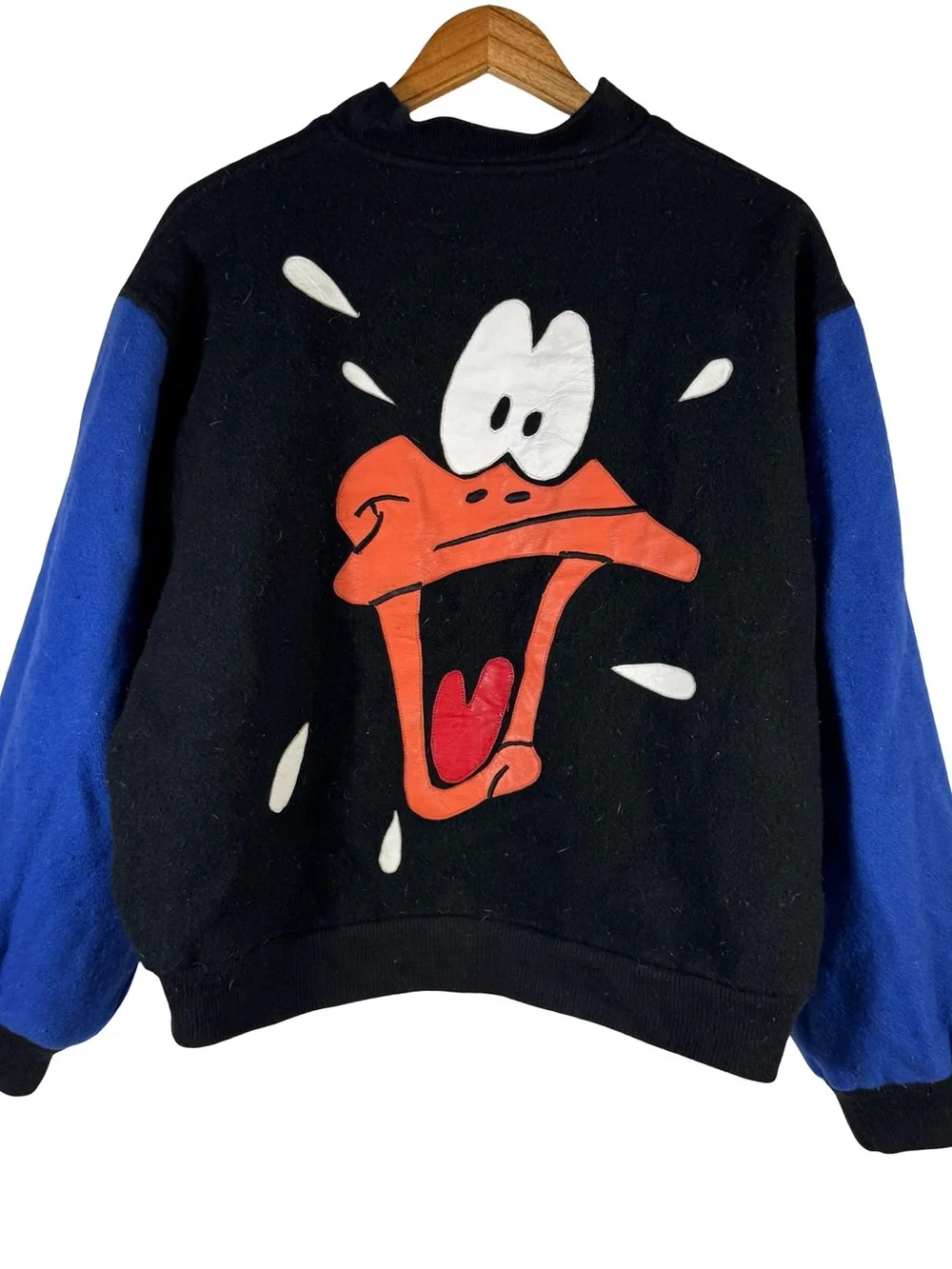 Vintage 1992 Daffy Duck Looney Tunes Warner Bros Varsity Bomber Jacket Size M/L